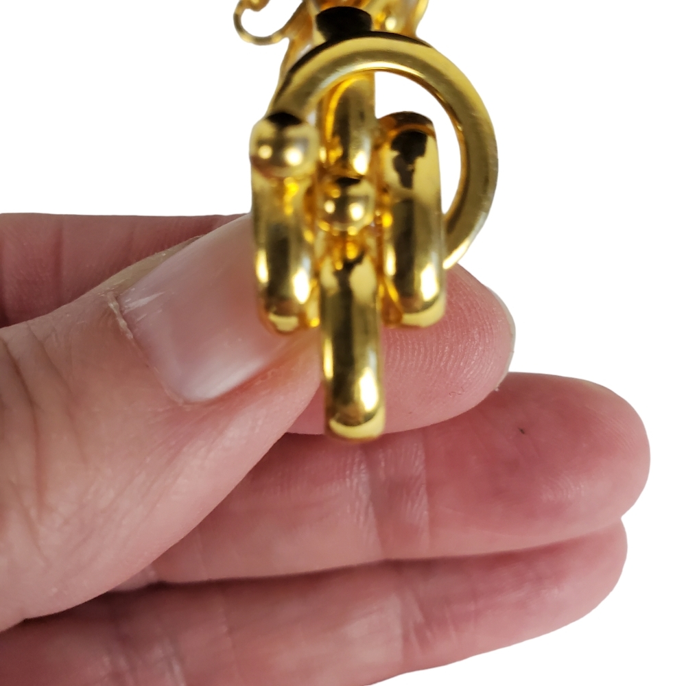 Antique goldtone lever screw back earrings